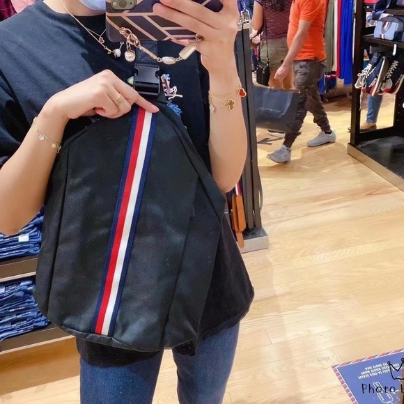 NWT Tommy Hilfiger men/women’s backpack - Picture 2 of 14